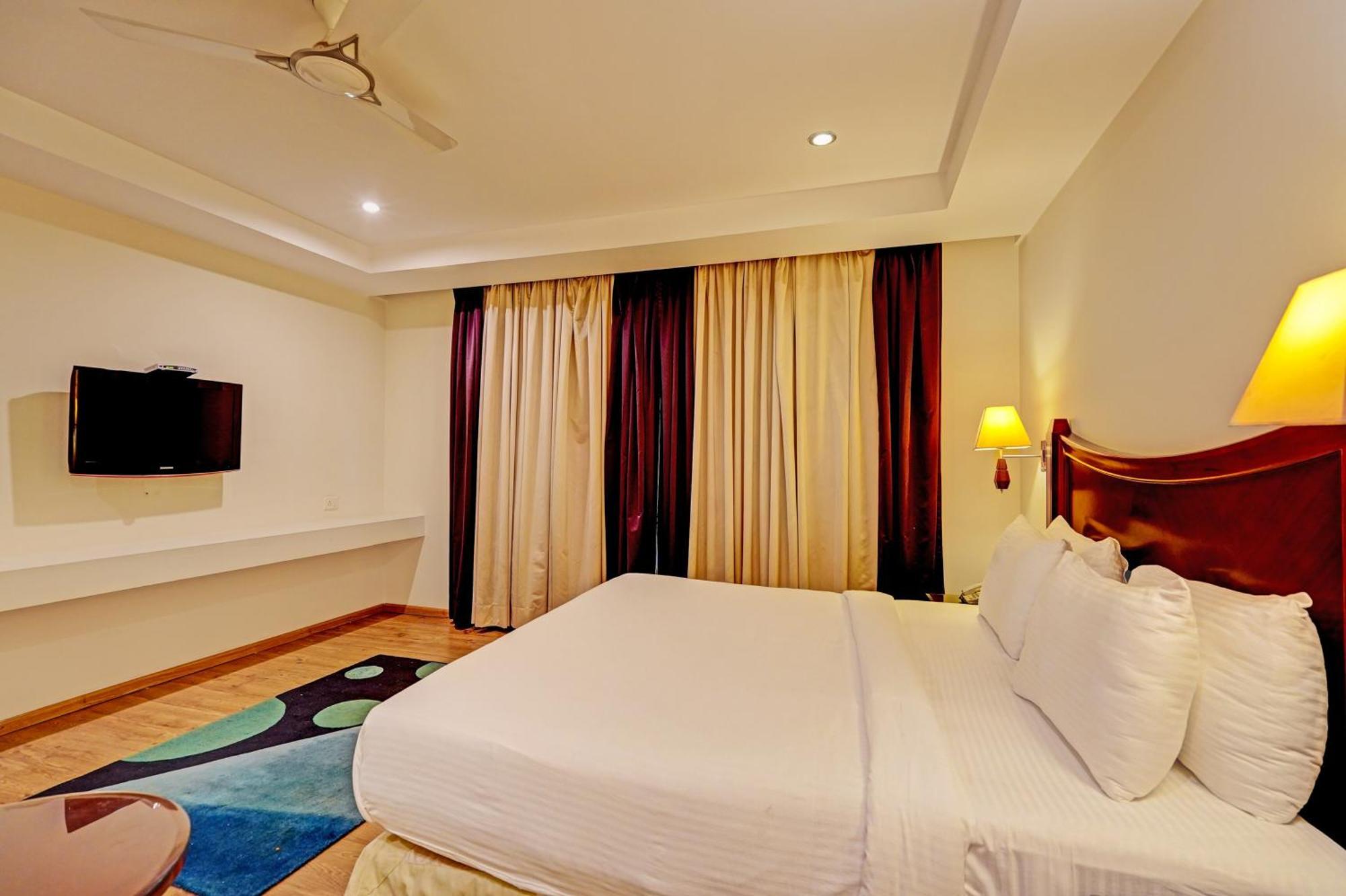 Hotel Grand Aerotech New Delhi Luaran gambar
