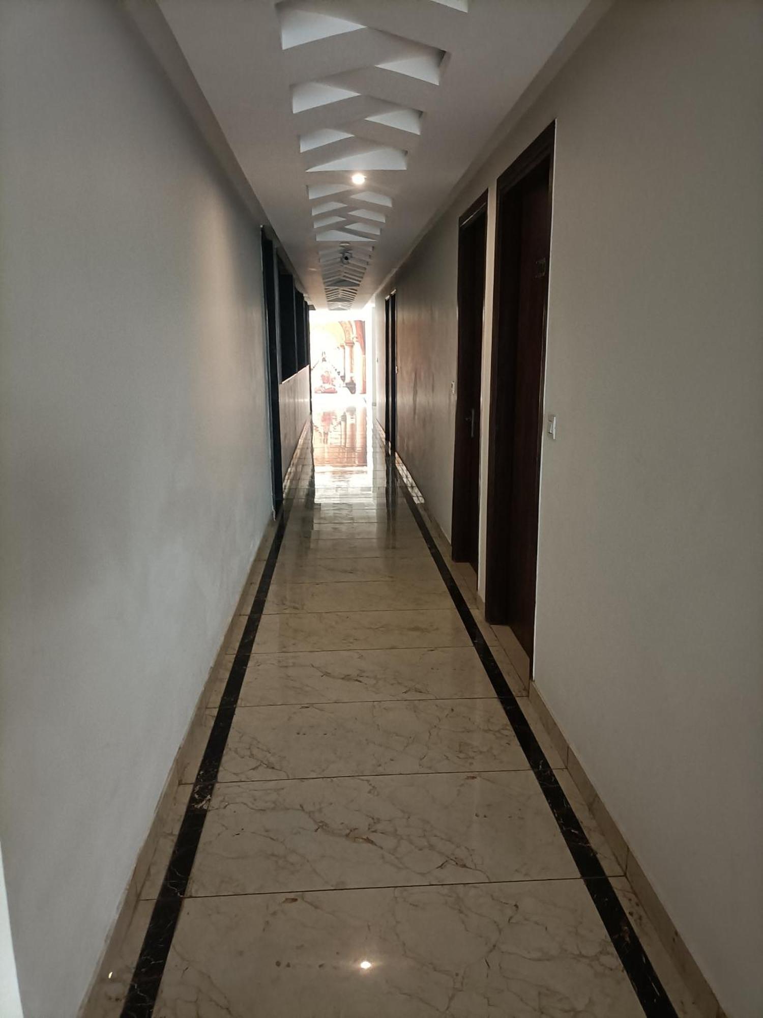 Hotel Grand Aerotech New Delhi Luaran gambar